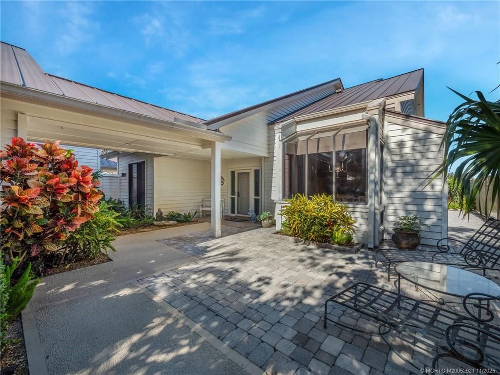 Photo of 5011 SE Brandywine Way, Stuart, FL 34997 (MLS # M20052921)