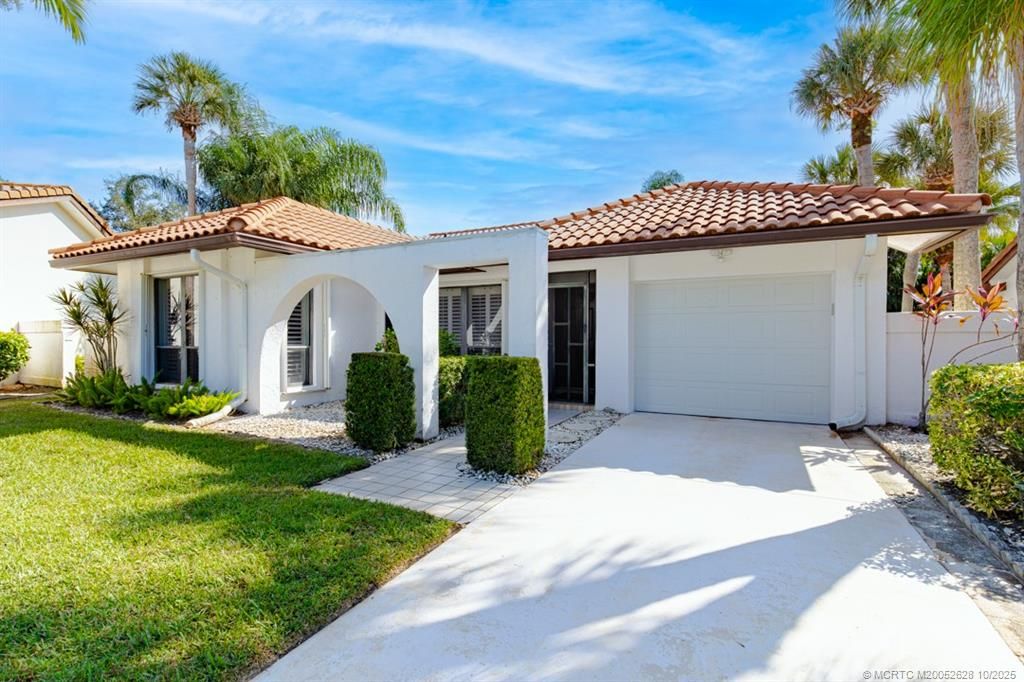 Photo of 4124 SW Osprey Creek Way, Palm City, FL 34990 (MLS # M20052628)