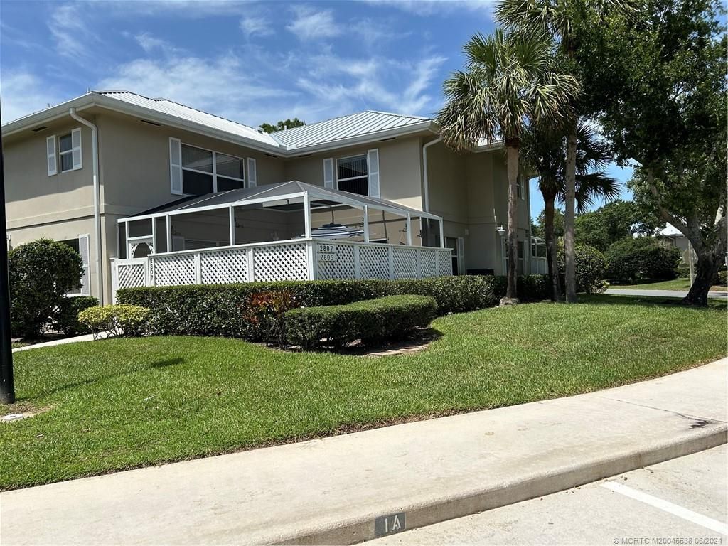 Photo of 2807 SW Lakemont Place #D, Palm City, FL 34990 (MLS # M20045538)