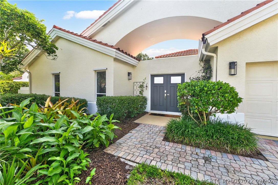 1507 NW Sawgrass Way