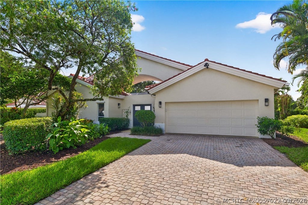 Photo of 1507 NW Sawgrass Way, Palm City, FL 34990 (MLS # M20057022)
