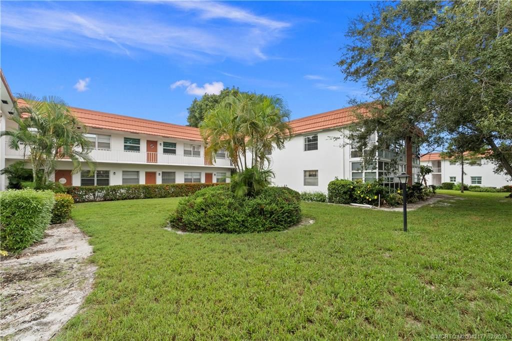 Photo of 2600 SE Ocean Boulevard #B5, Stuart, FL 34996 (MLS # M20042177)