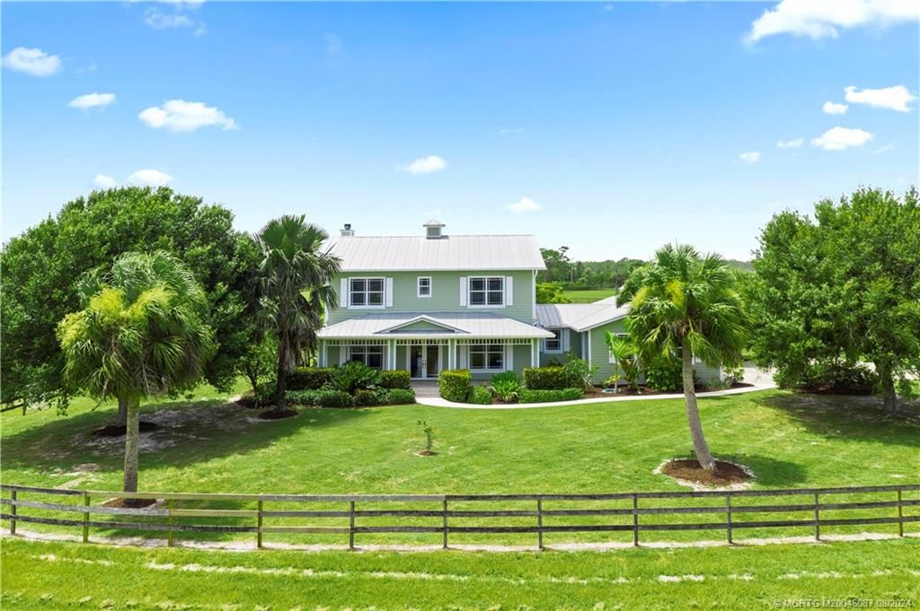 Photo of 2689 SW Trailside Path, Stuart, FL 34997 (MLS # M20046087)