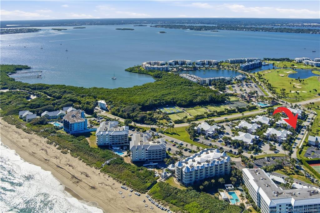 391 NE Plantation Road 215