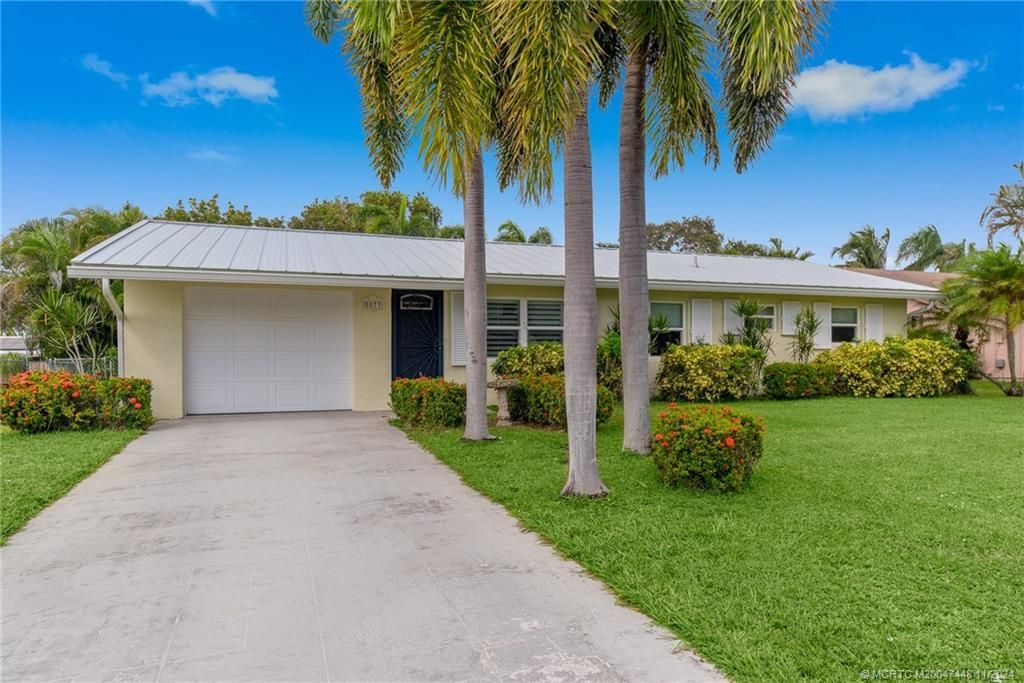 Photo of 5073 SE Pine Knoll Way, Stuart, FL 34997 (MLS # M20047448)