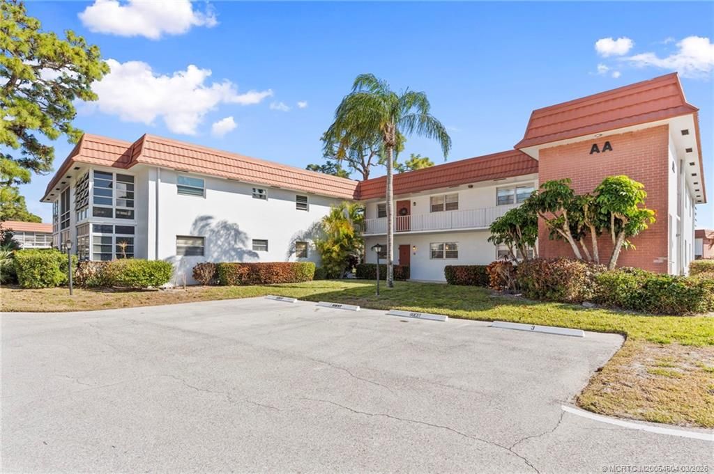 Photo of 2600 SE Ocean Boulevard #AA2, Stuart, FL 34996 (MLS # M20054604)