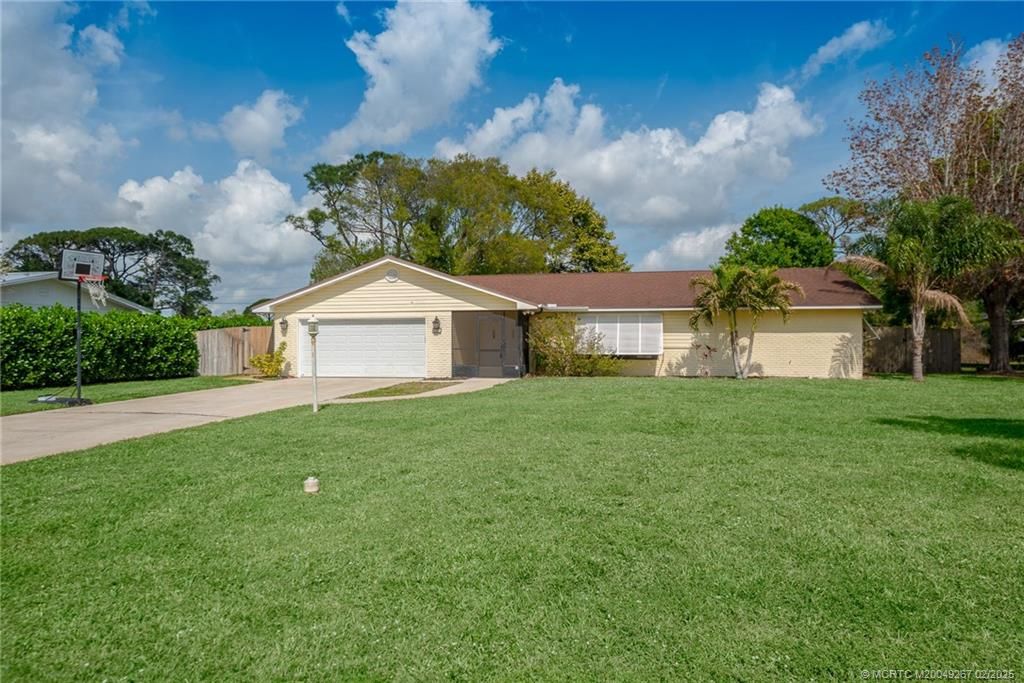 Photo of 1743 NW Spruce Ridge Drive, Stuart, FL 34994 (MLS # M20049267)