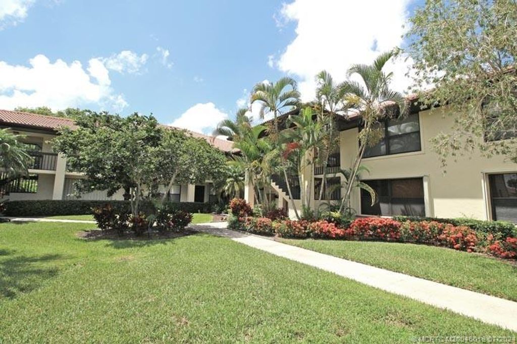 Photo of 211 SW South River Drive #101, Stuart, FL 34997 (MLS # M20046019)