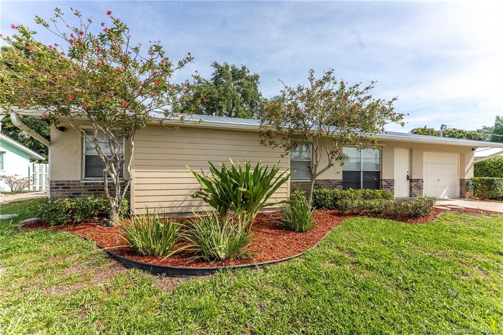 Photo of 1003 NW 16th Place, Stuart, FL 34994 (MLS # M20038889)