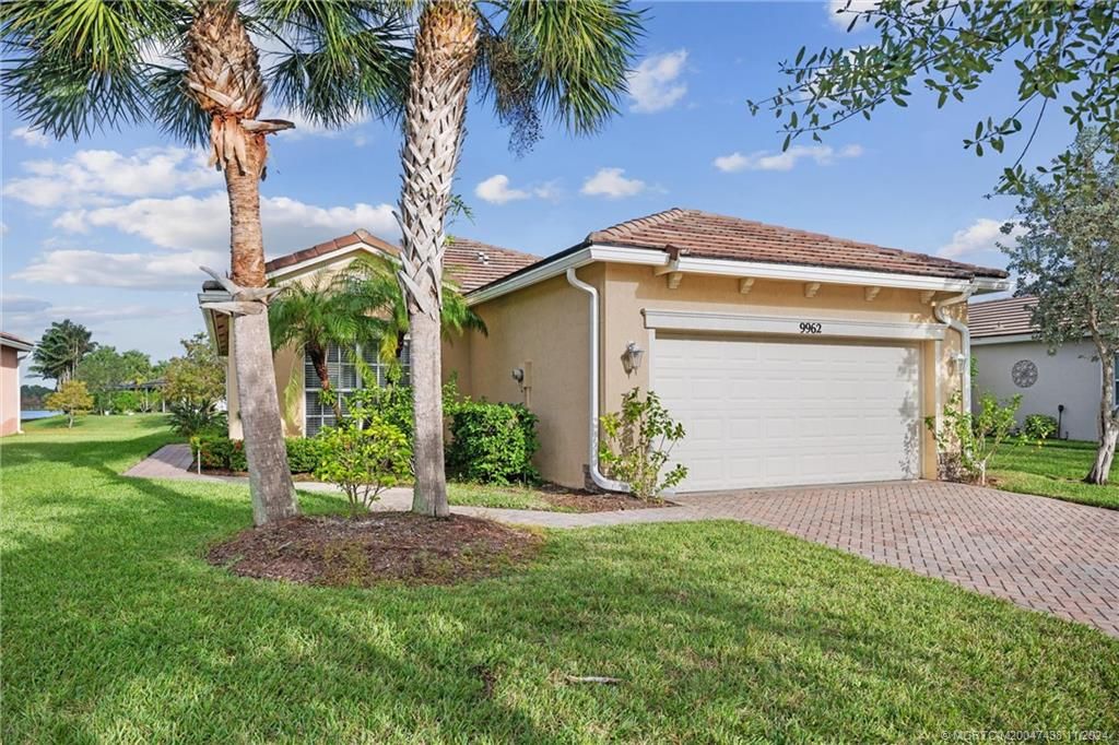 Photo of 9962 SW Glenbrook Drive, Port Saint Lucie, FL 34987 (MLS # M20047438)