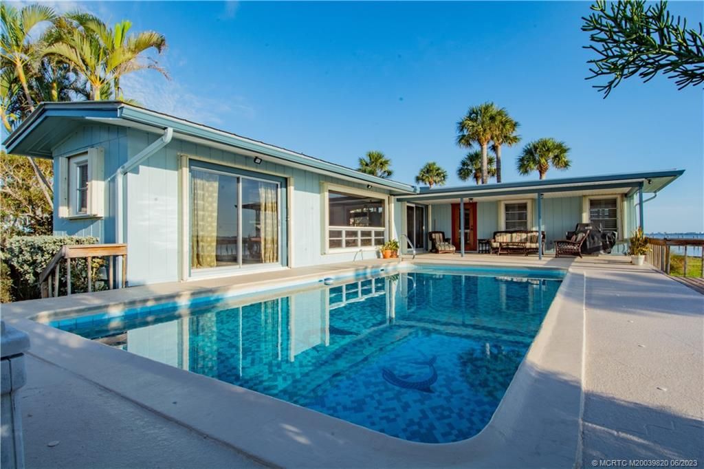 Photo of 88 N Sewalls Point Road, Stuart, FL 34996 (MLS # M20039820)