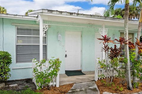 Photo of 797 SW 36th Terrace, Palm City, FL 34990 (MLS # M20052360)