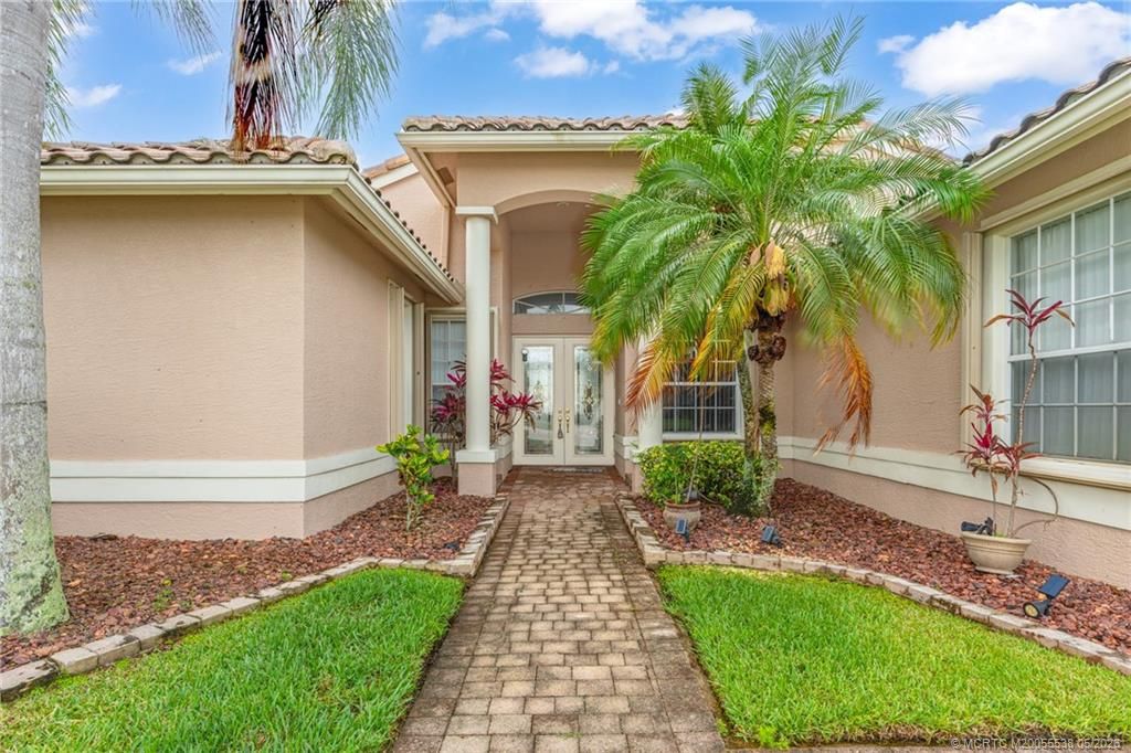 Photo of 420 NW Aqua Vista Lane, St Lucie West, FL 34986 (MLS # M20055538)