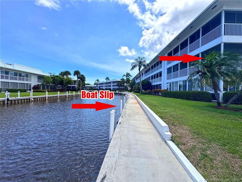 Photo of 1866 SW Palm City Road #201, Stuart, FL 34994 (MLS # M20051786)