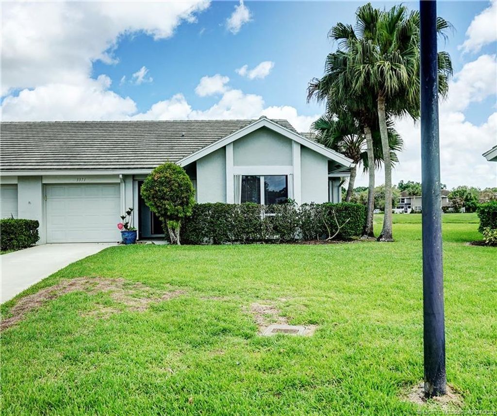 Photo of 3371 SW Villa Place, Palm City, FL 34990 (MLS # M20055340)