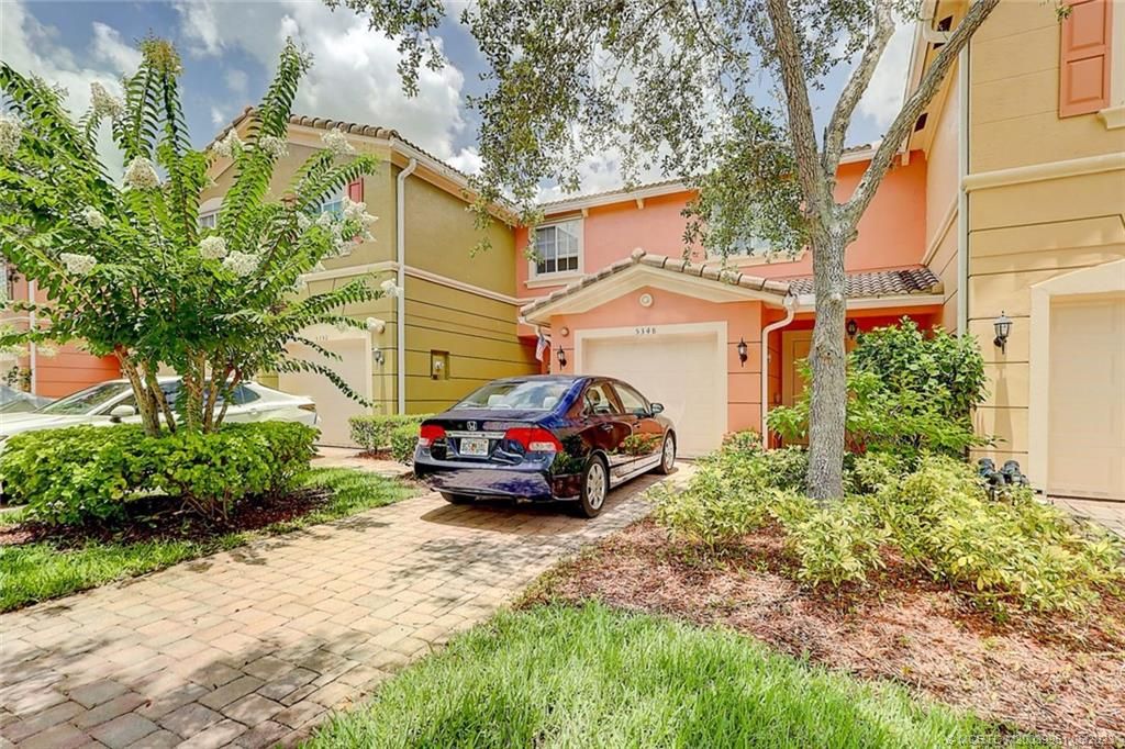 Photo of 5348 SE Jennings Lane, Stuart, FL 34997 (MLS # M20039951)