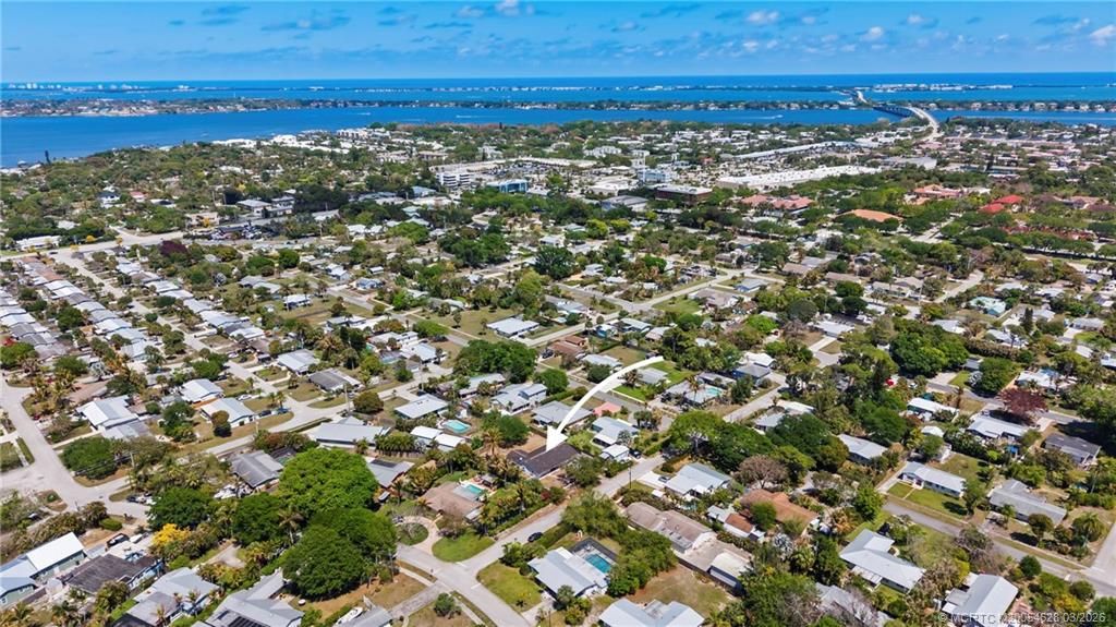 Photo of 1309 SE 8th Street, Stuart, FL 34996 (MLS # M20054628)