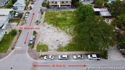 Photo of 34 SE 6th Street, Stuart, FL 34994 (MLS # M20057203)