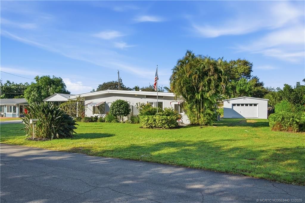 Photo of 820 SE Stafford Drive, Stuart, FL 34996 (MLS # M20053440)