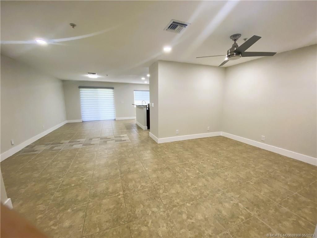 Photo of 5377 SE Jennings Lane, Stuart, FL 34997 (MLS # M20039308)