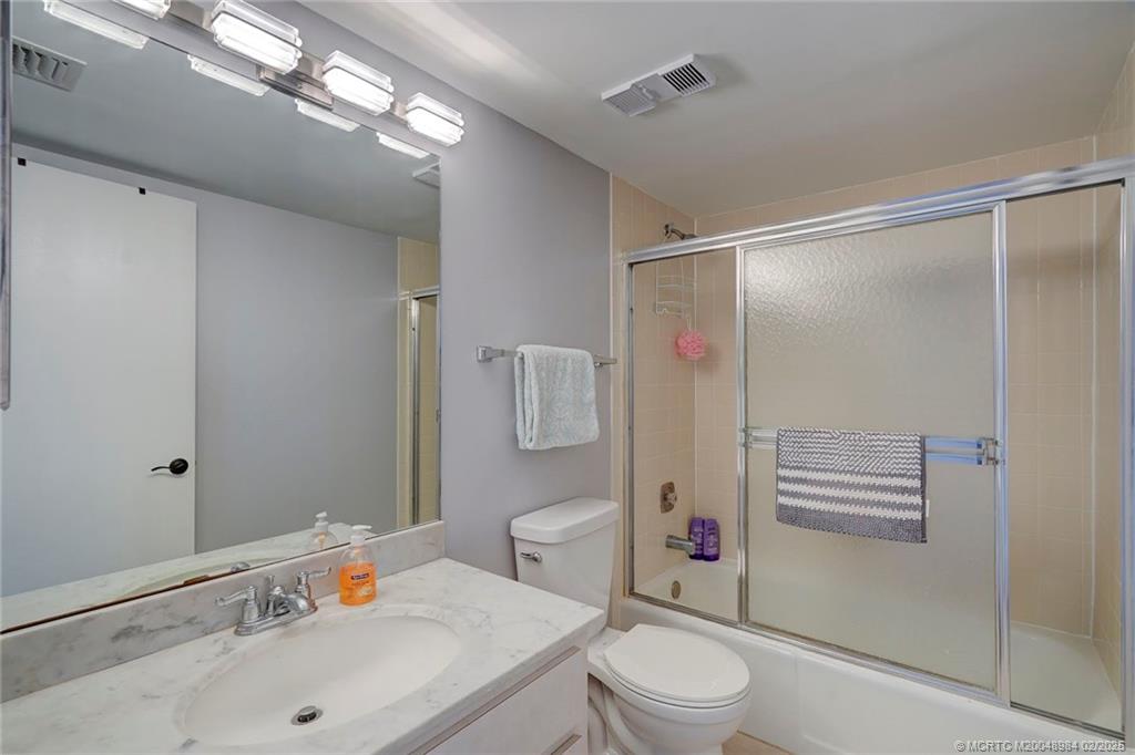 Stuart, Florida 34996, United States, 3 Bedrooms Bedrooms, ,3 BathroomsBathrooms,Residential,Active,8596