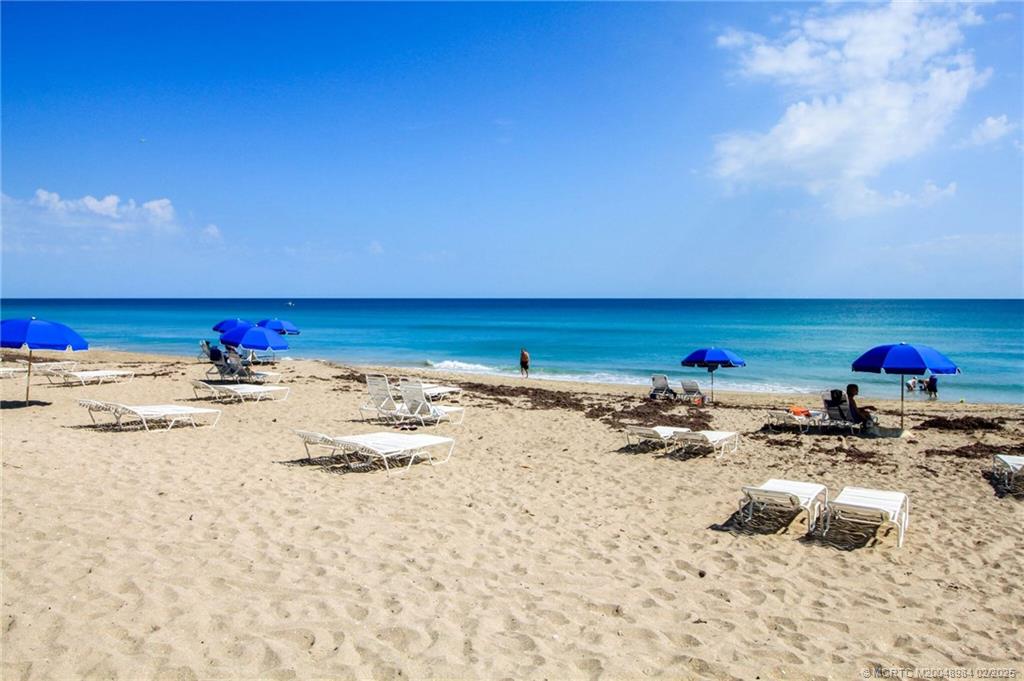 Stuart, Florida 34996, United States, 3 Bedrooms Bedrooms, ,3 BathroomsBathrooms,Residential,Active,8596