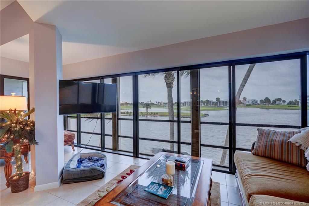 Stuart, Florida 34996, United States, 3 Bedrooms Bedrooms, ,3 BathroomsBathrooms,Residential,Active,8596