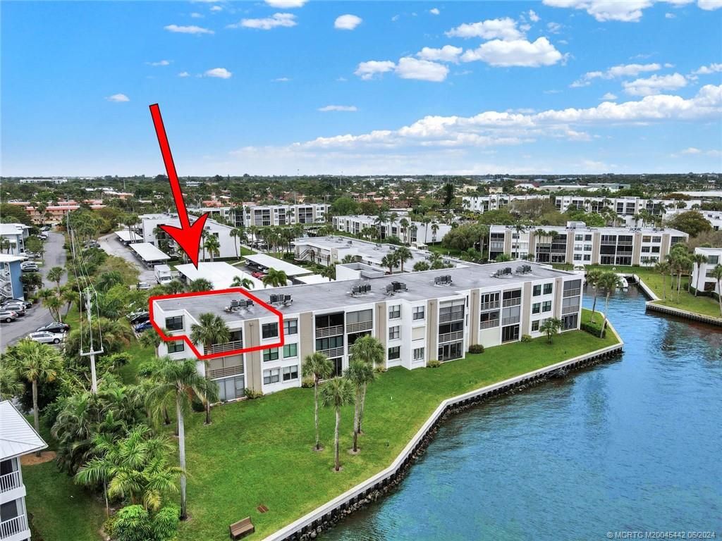 Photo of 1950 SW Palm City Road #8-307, Stuart, FL 34994 (MLS # M20045442)