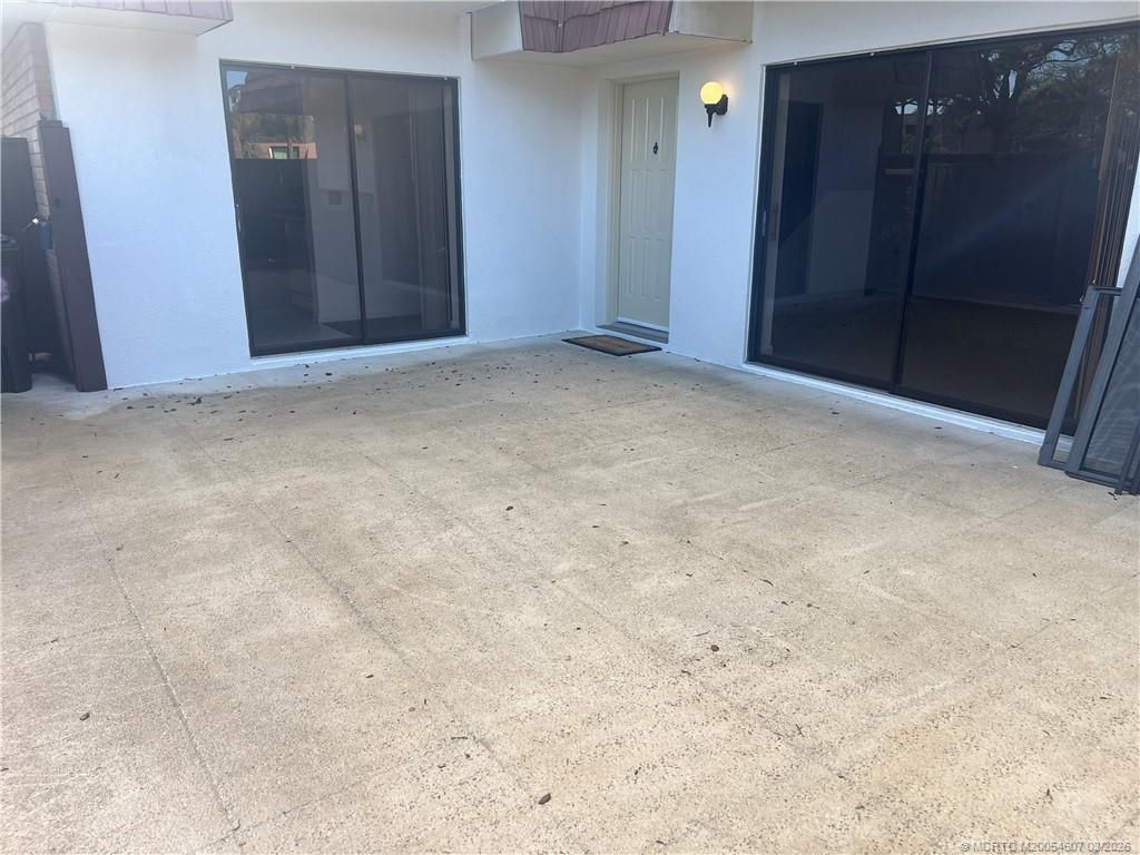 Photo of 3033 SW Sunset Trace Circle, Palm City, FL 34990 (MLS # M20054607)