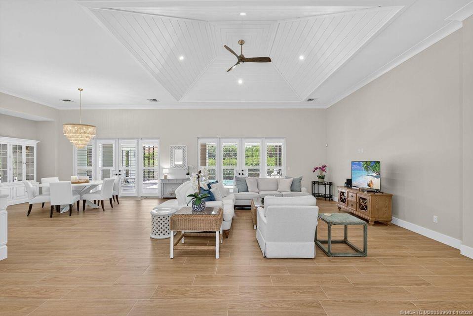 7748 SE Manhasset Place