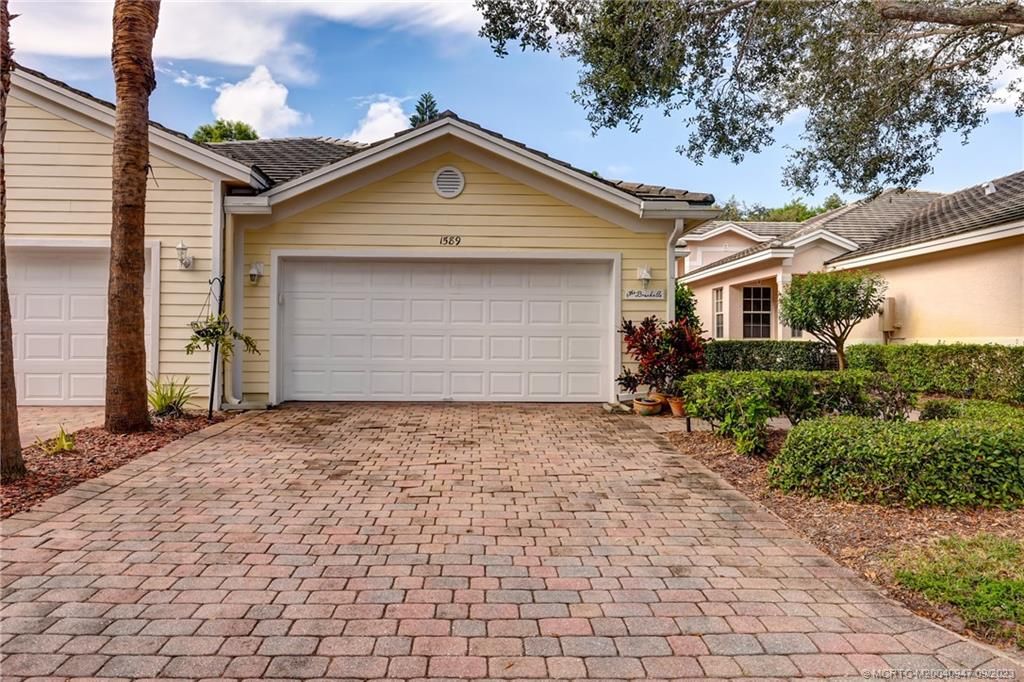 Photo of 1589 SE Tidewater Place, Stuart, FL 34997 (MLS # M20040947)