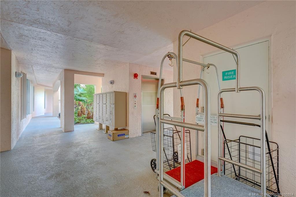 Stuart, Florida 34996, United States, 2 Bedrooms Bedrooms, ,2 BathroomsBathrooms,Residential,Active,65334