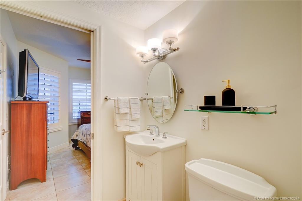 Stuart, Florida 34996, United States, 2 Bedrooms Bedrooms, ,2 BathroomsBathrooms,Residential,Active,65334