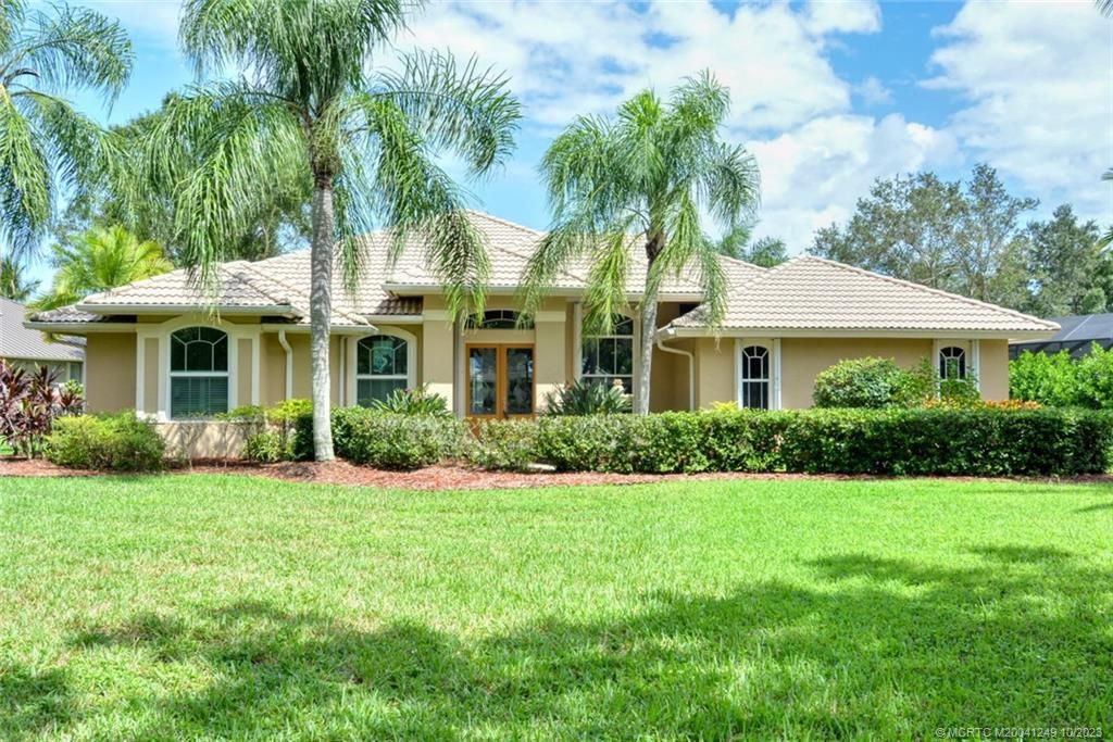 Photo of 4844 SW Lake Grove Circle, Palm City, FL 34990 (MLS # M20041249)