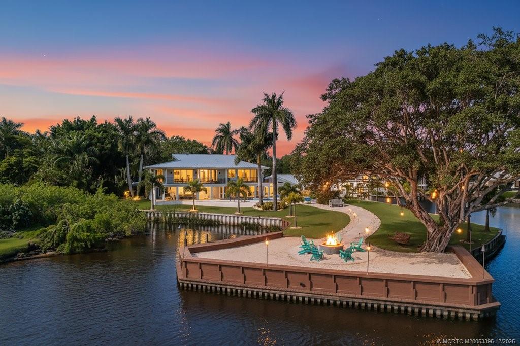 659 SW Bittern Street