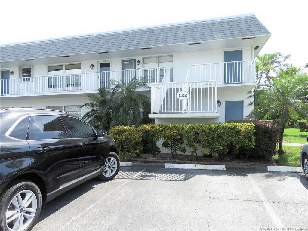 Photo of 2929 SE Ocean Boulevard #122-1, Stuart, FL 34996 (MLS # M20038141)