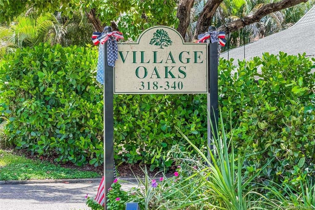 Photo of 322 SW Indian Groves Drive, Stuart, FL 34994 (MLS # M20056295)