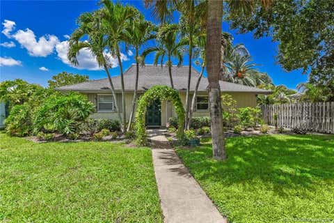 Photo of 322 SW Indian Groves Drive, Stuart, FL 34994 (MLS # M20056295)