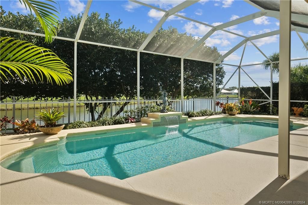 Photo of 2856 SW Brighton Way, Palm City, FL 34990 (MLS # M20042891)