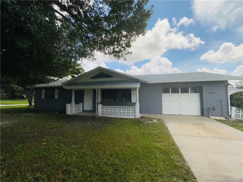 Photo of 2301 SE Haddon Street, Port Saint Lucie, FL 34984 (MLS # M20046764)