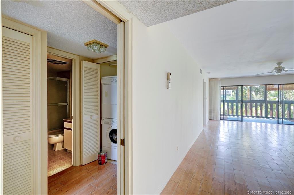 Stuart, Florida 34996, United States, 2 Bedrooms Bedrooms, ,2 BathroomsBathrooms,Residential,Active,170557