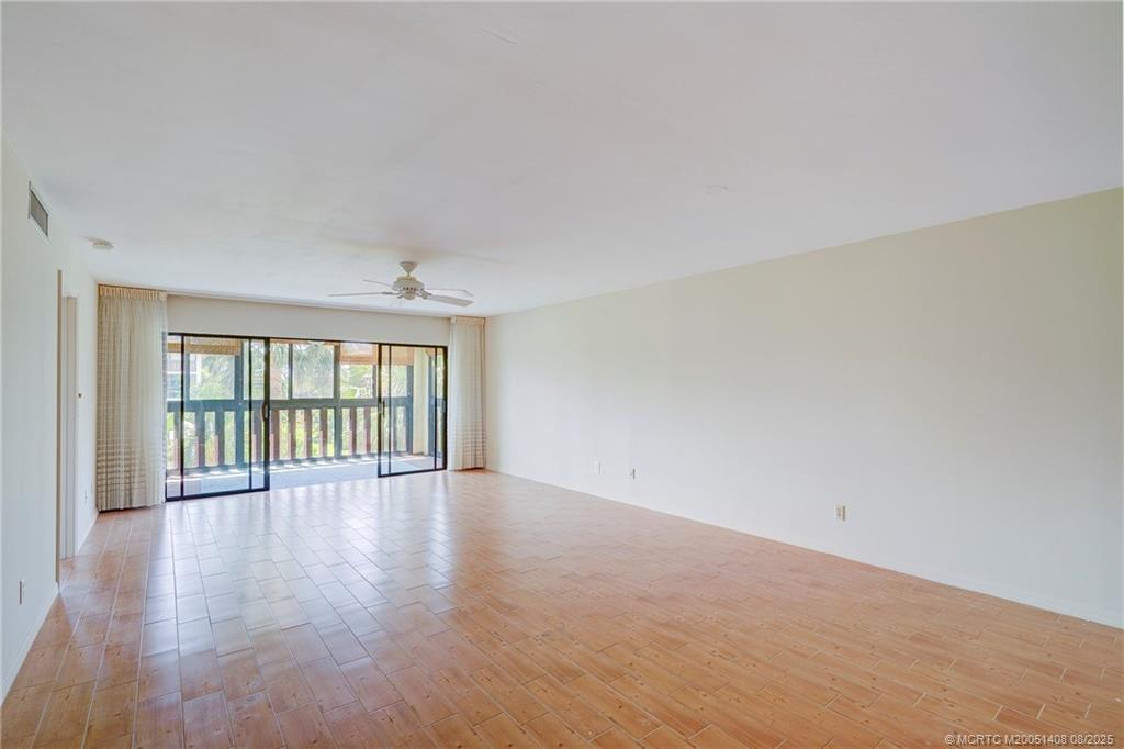 Stuart, Florida 34996, United States, 2 Bedrooms Bedrooms, ,2 BathroomsBathrooms,Residential,Active,170557