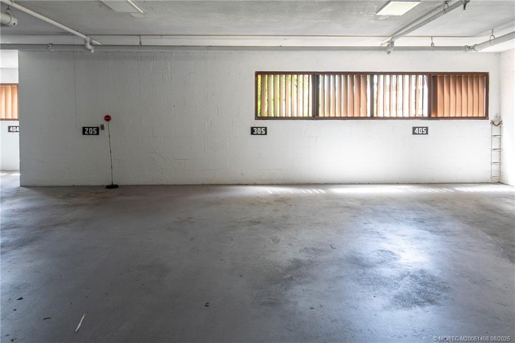 Stuart, Florida 34996, United States, 2 Bedrooms Bedrooms, ,2 BathroomsBathrooms,Residential,Active,170557