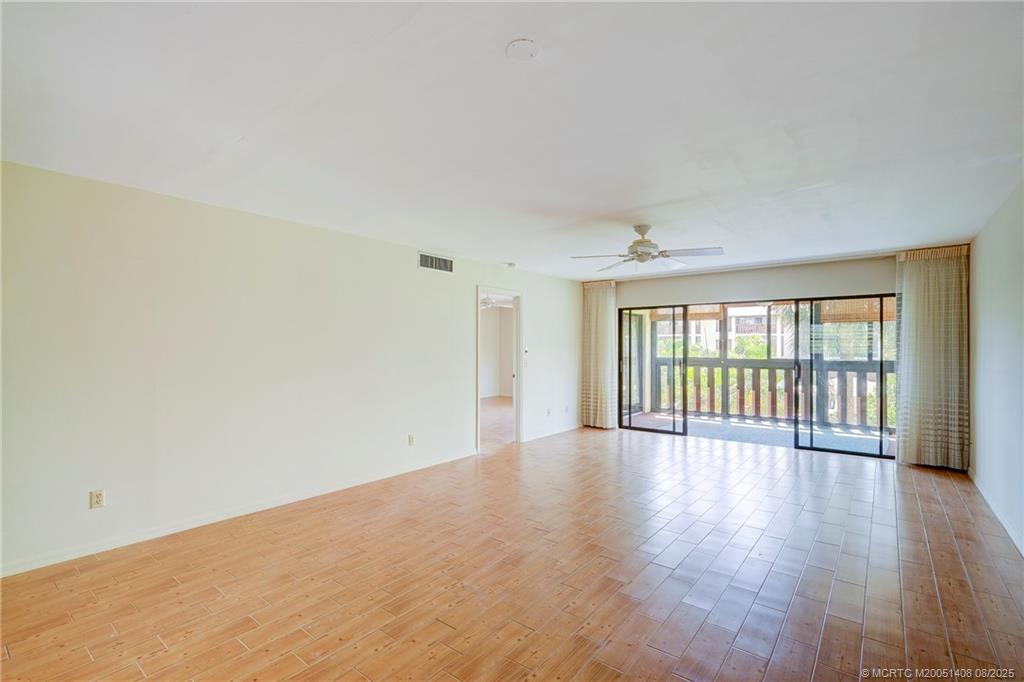 Stuart, Florida 34996, United States, 2 Bedrooms Bedrooms, ,2 BathroomsBathrooms,Residential,Active,170557