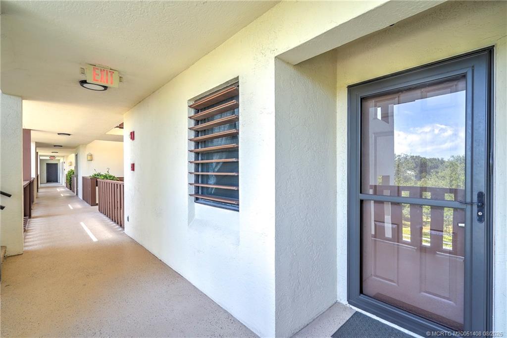 Stuart, Florida 34996, United States, 2 Bedrooms Bedrooms, ,2 BathroomsBathrooms,Residential,Active,170557