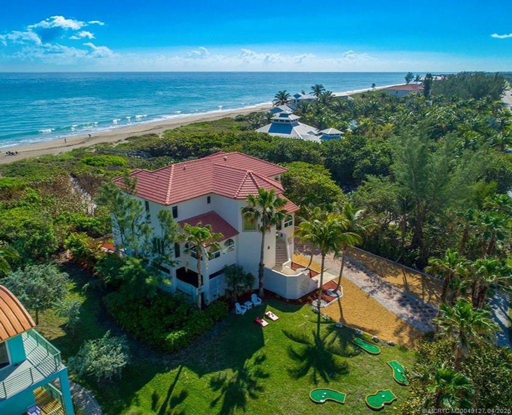 Photo of 1981 NE Ocean Boulevard, Stuart, FL 34996 (MLS # M20049127)