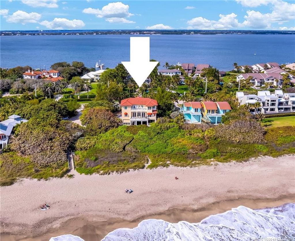 Photo of 1981 NE Ocean Boulevard, Stuart, FL 34996 (MLS # M20049127)