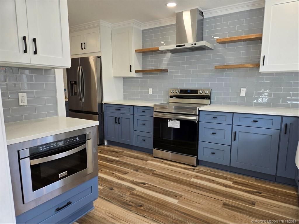 Photo of 420 SW 7th Street, Stuart, FL 34994 (MLS # M20047475)