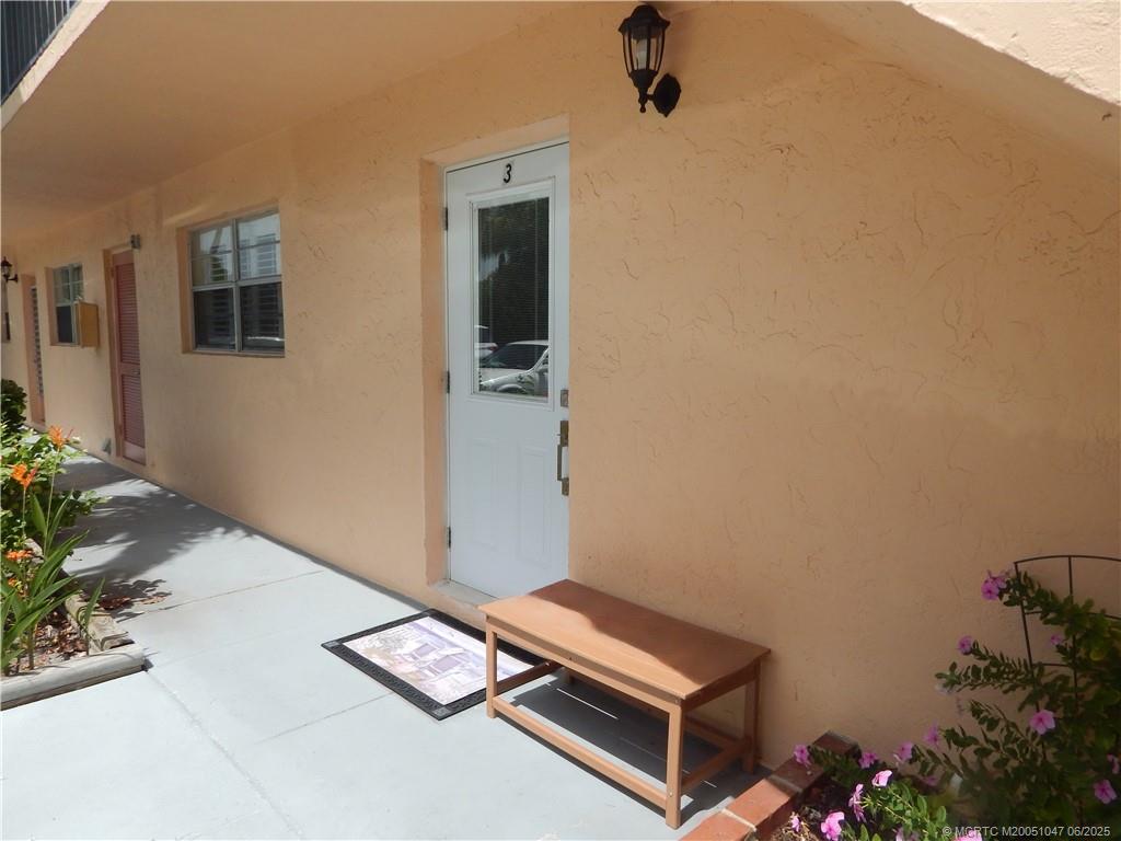 Stuart, Florida 34996, United States, 2 Bedrooms Bedrooms, ,2 BathroomsBathrooms,Residential,Active,152355