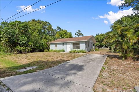 5851 SE Wesley Avenue Stuart FL 34997